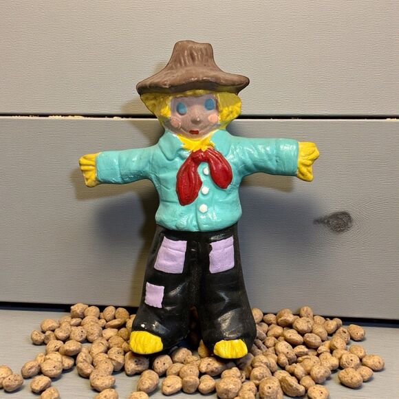 Vintage Scarecrow Resin Figurine 5" - Picture 1 of 6